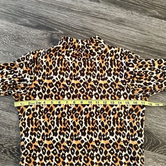 Anthropologie Animal Print Short Sleeve Mockneck - Picture 7 of 8